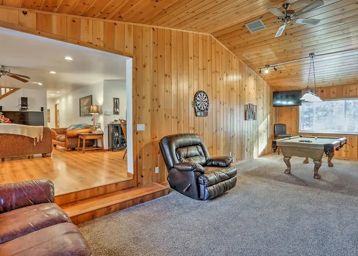 Casa vacanze Game Room, Yard, Deck & Fireplace: Lakeside *